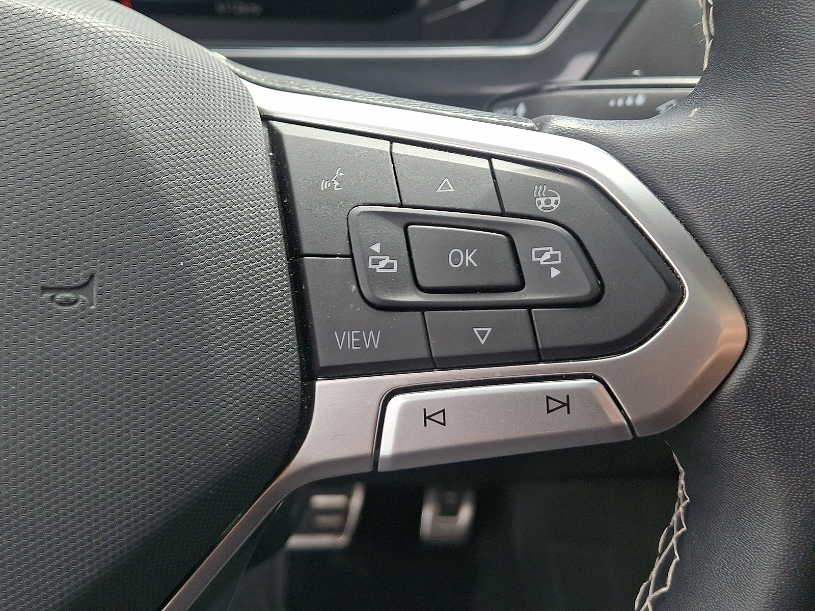 2023 Volkswagen Tiguan 2.0T SEL R-Line