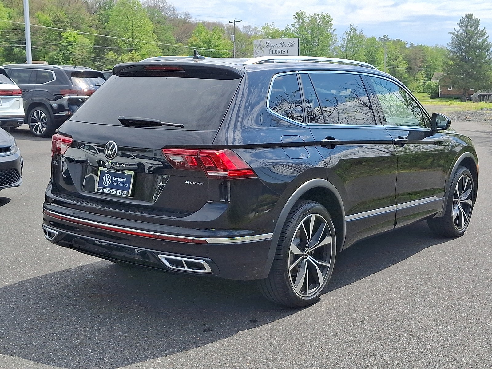 2023 Volkswagen Tiguan 2.0T SEL R-Line