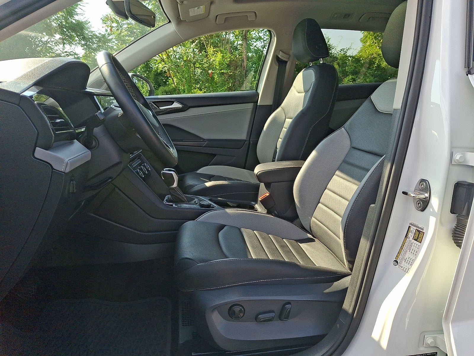 2023 Volkswagen Taos 1.5T SEL