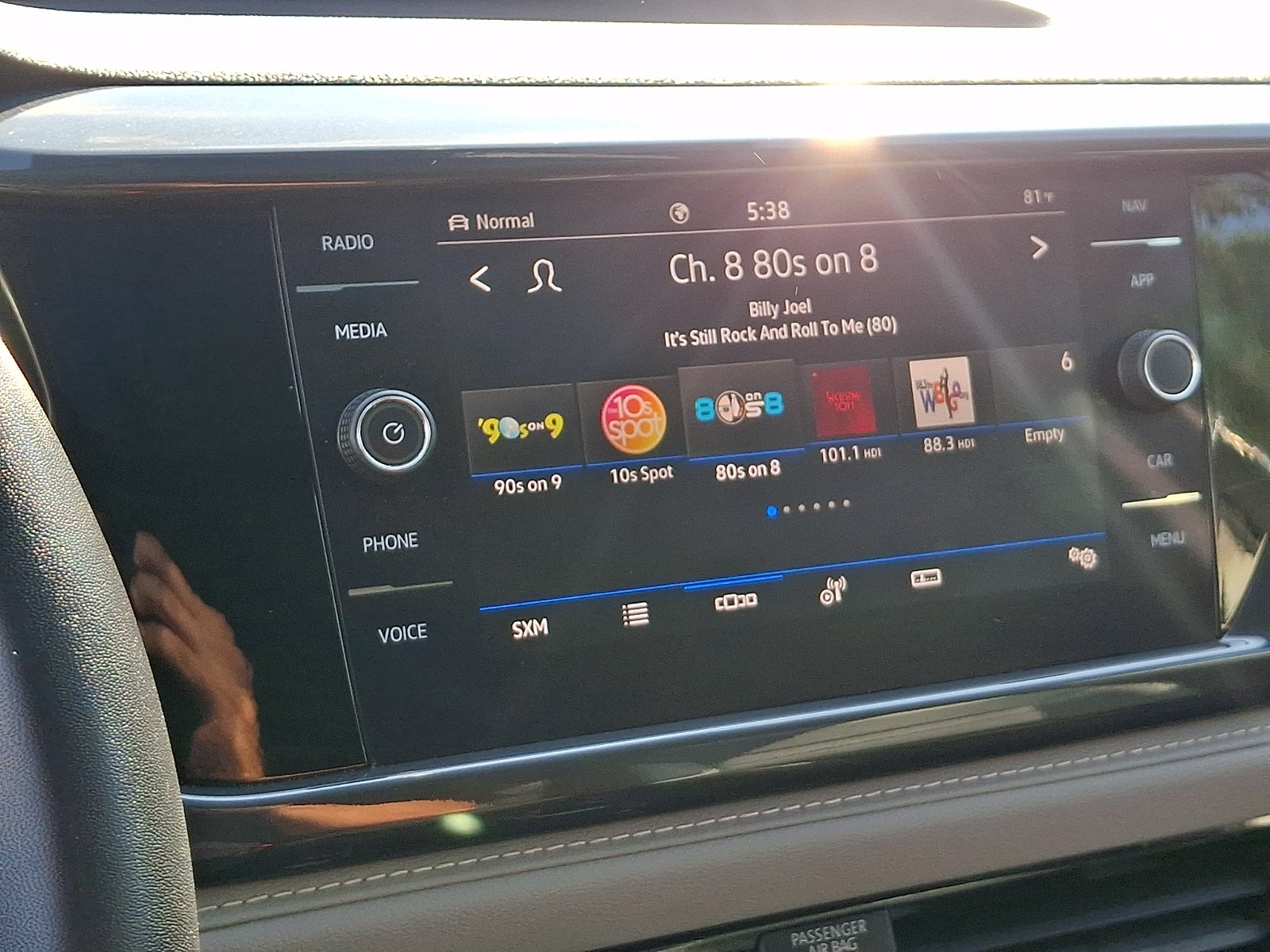 2023 Volkswagen Taos 1.5T SEL