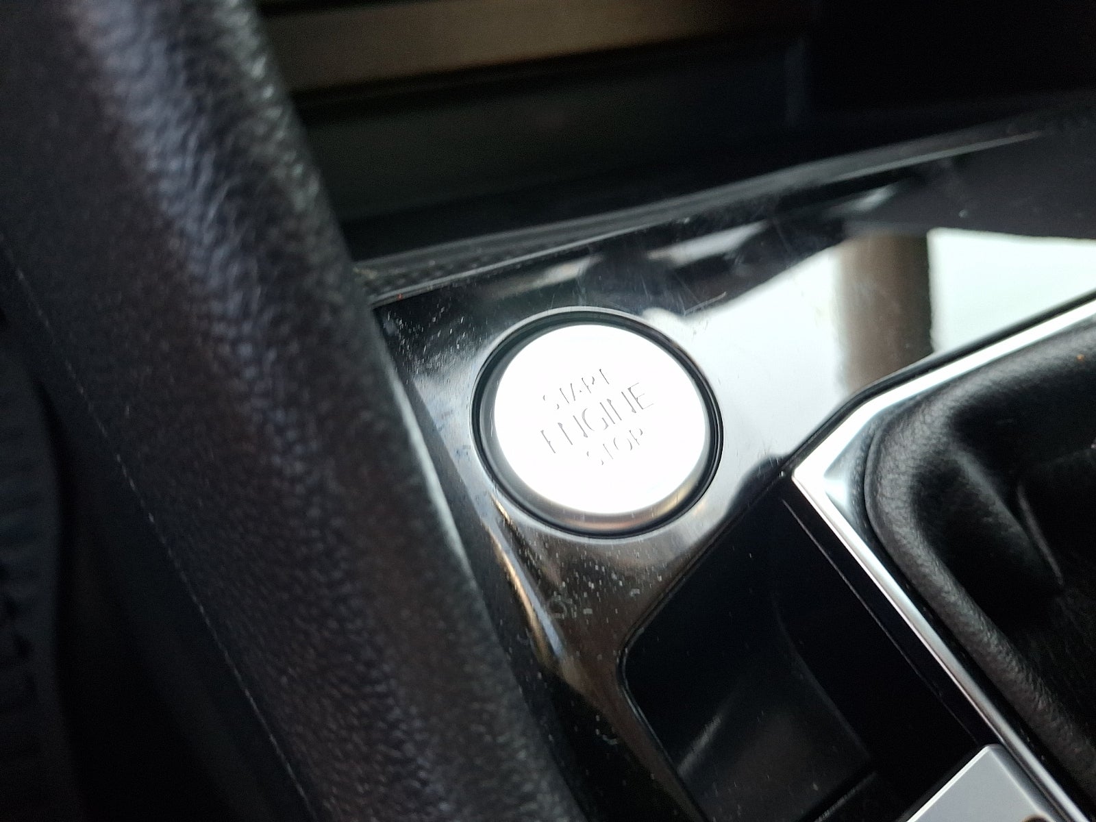 2023 Volkswagen Taos 1.5T SEL