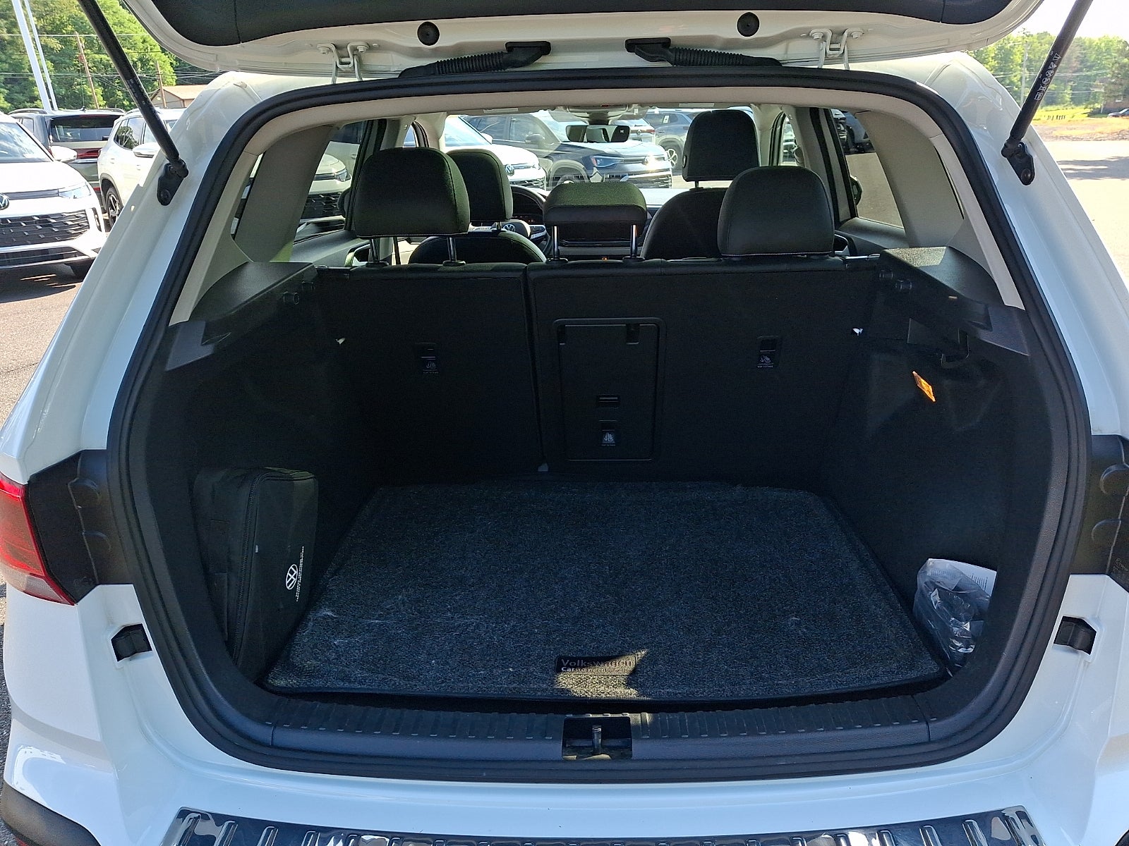 2023 Volkswagen Taos 1.5T SEL