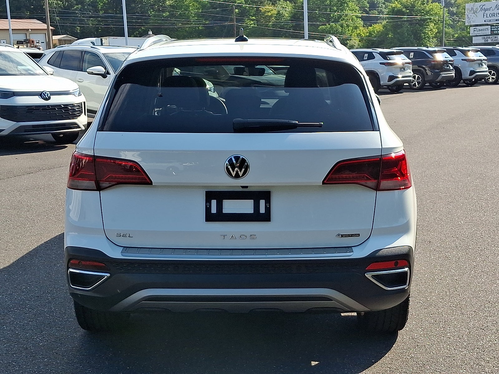 2023 Volkswagen Taos 1.5T SEL