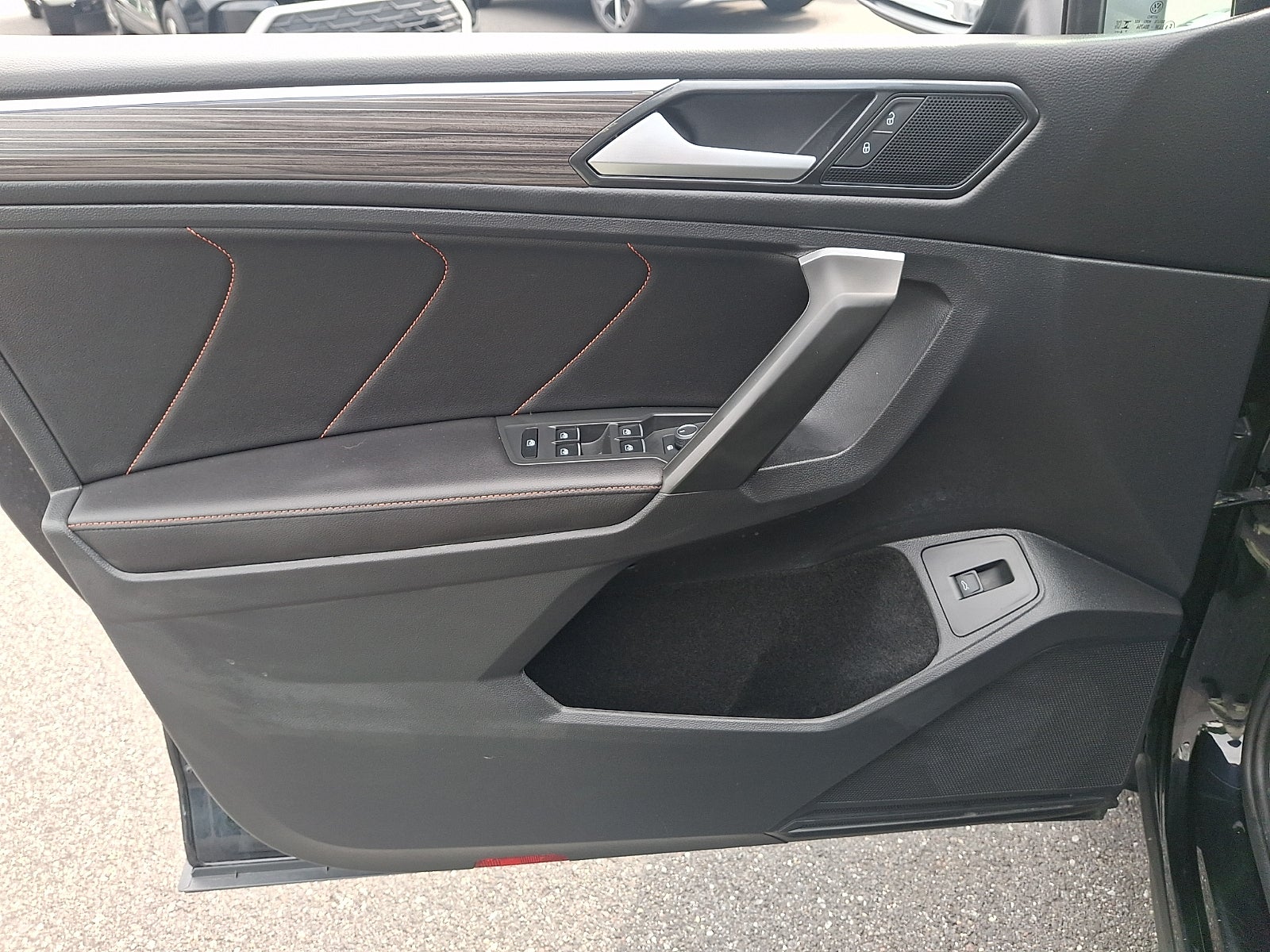 2024 Volkswagen Tiguan 2.0T Wolfsburg Edition