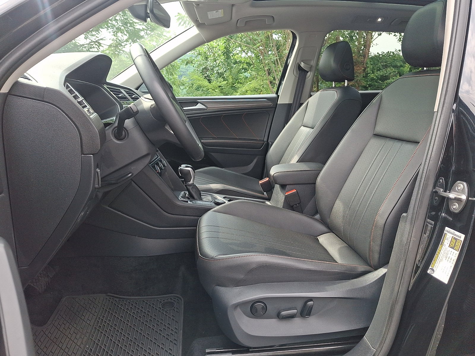 2024 Volkswagen Tiguan 2.0T Wolfsburg Edition