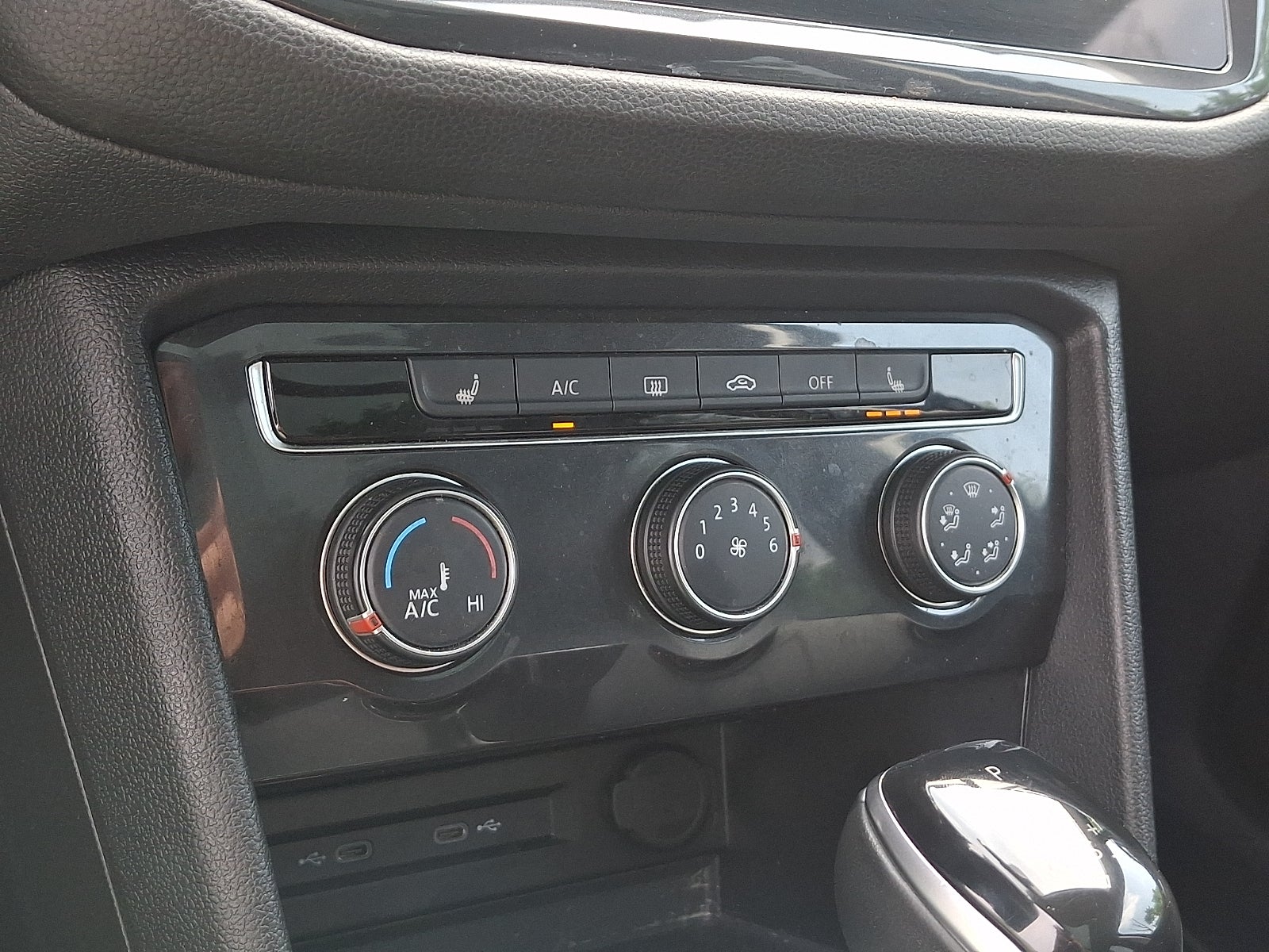 2024 Volkswagen Tiguan 2.0T Wolfsburg Edition