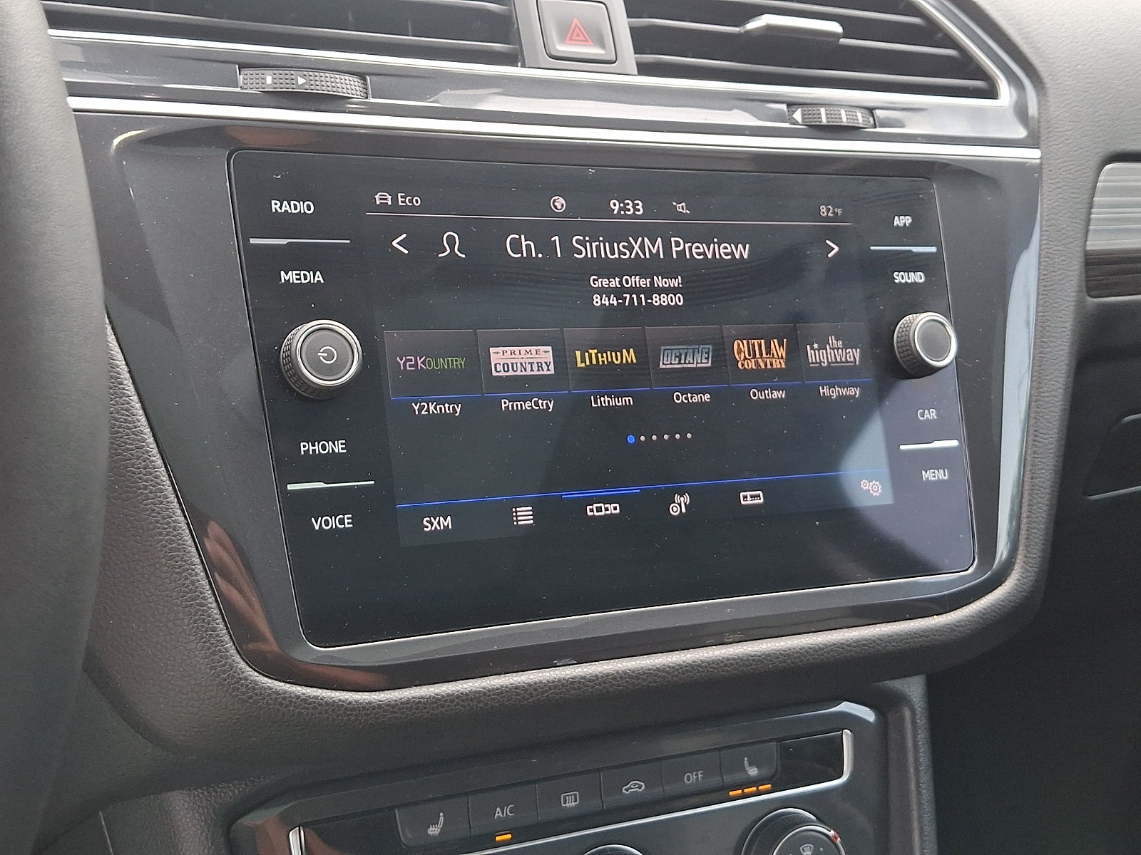 2024 Volkswagen Tiguan 2.0T Wolfsburg Edition