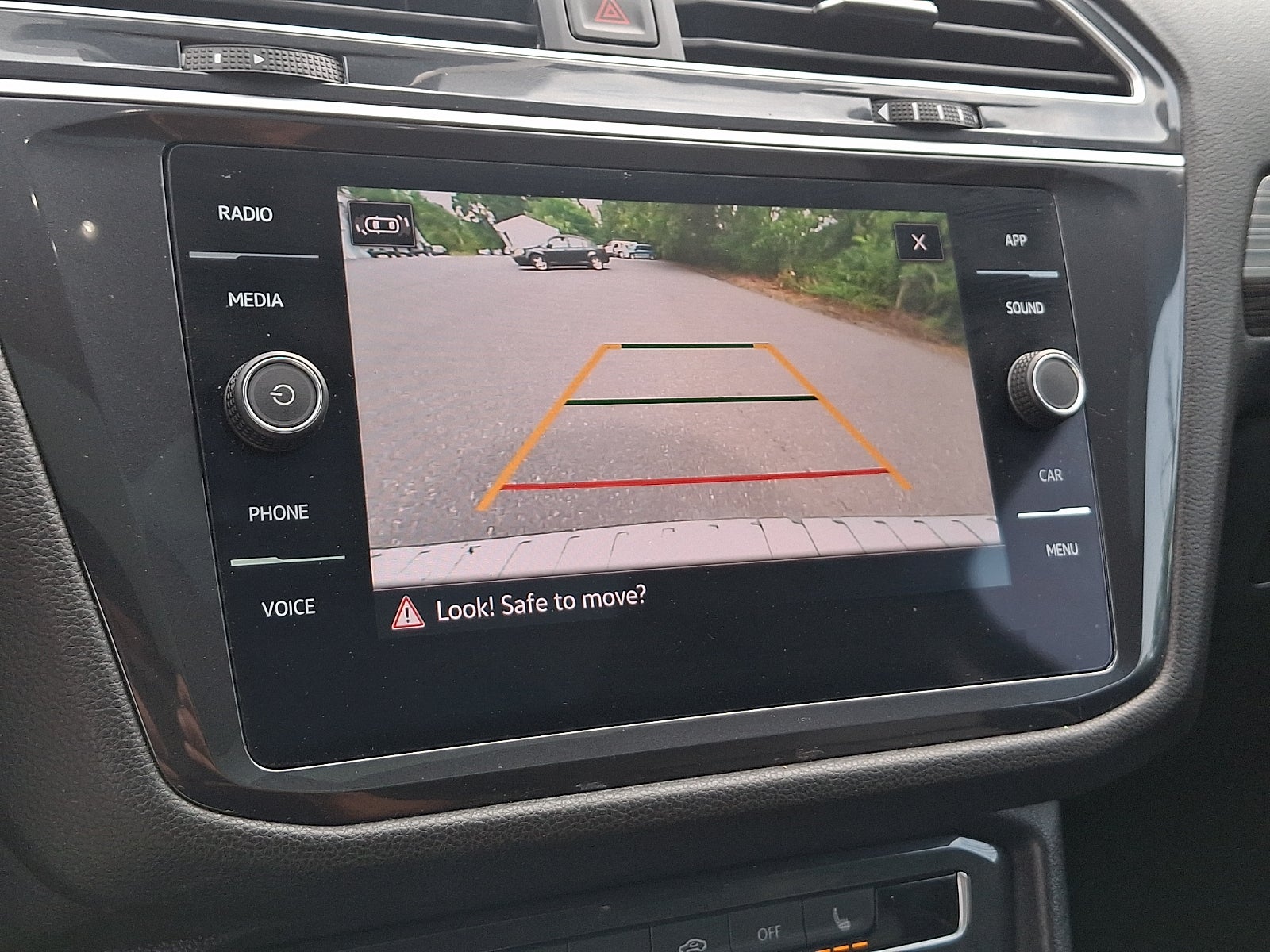 2024 Volkswagen Tiguan 2.0T Wolfsburg Edition