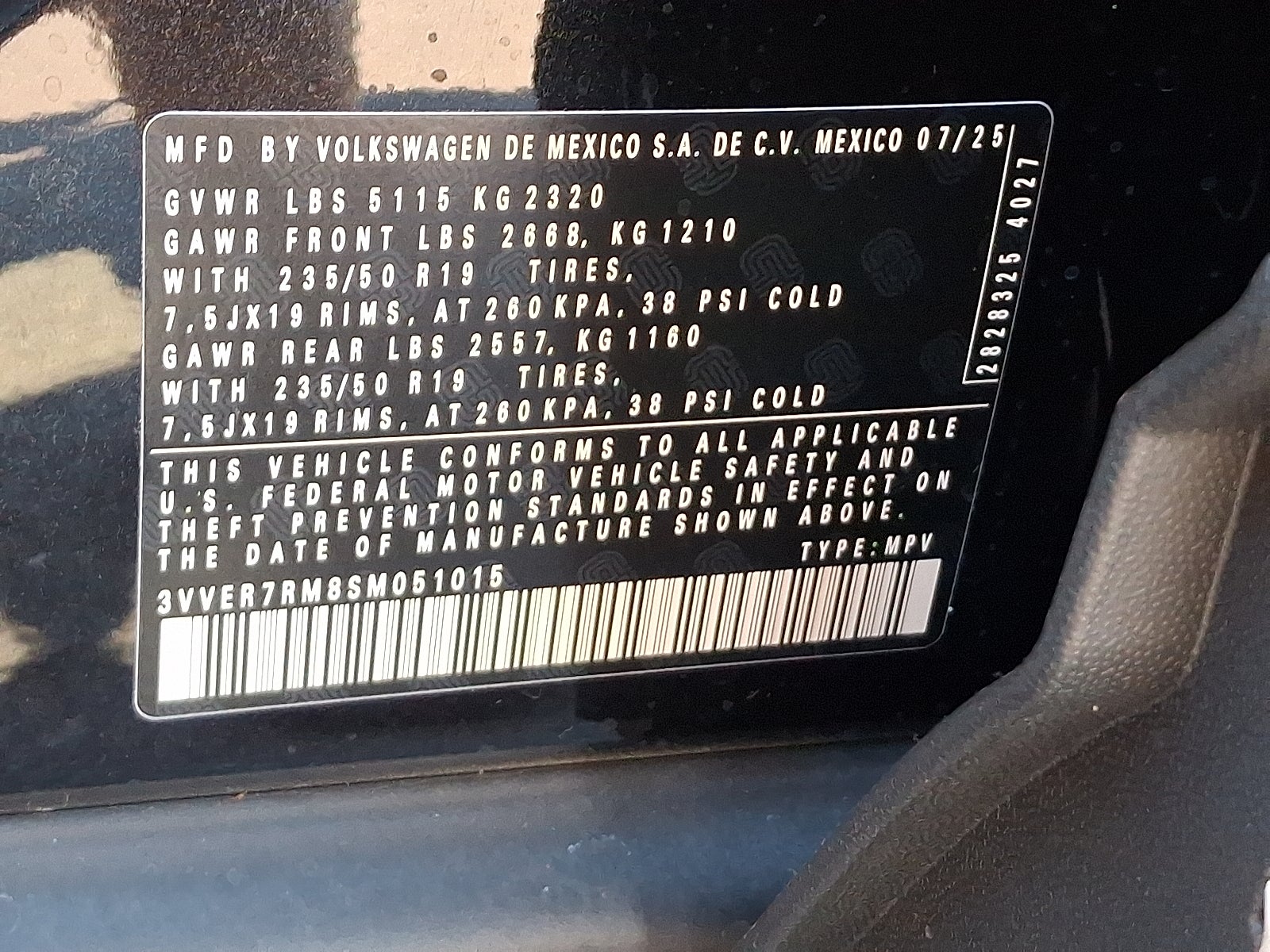 2025 Volkswagen Tiguan 2.0T SE