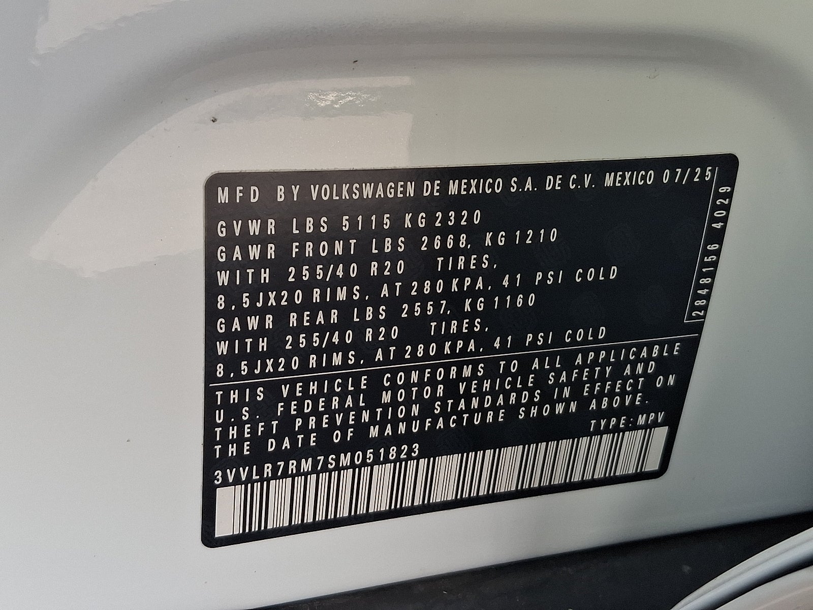 2025 Volkswagen Tiguan 2.0T SEL R-Line