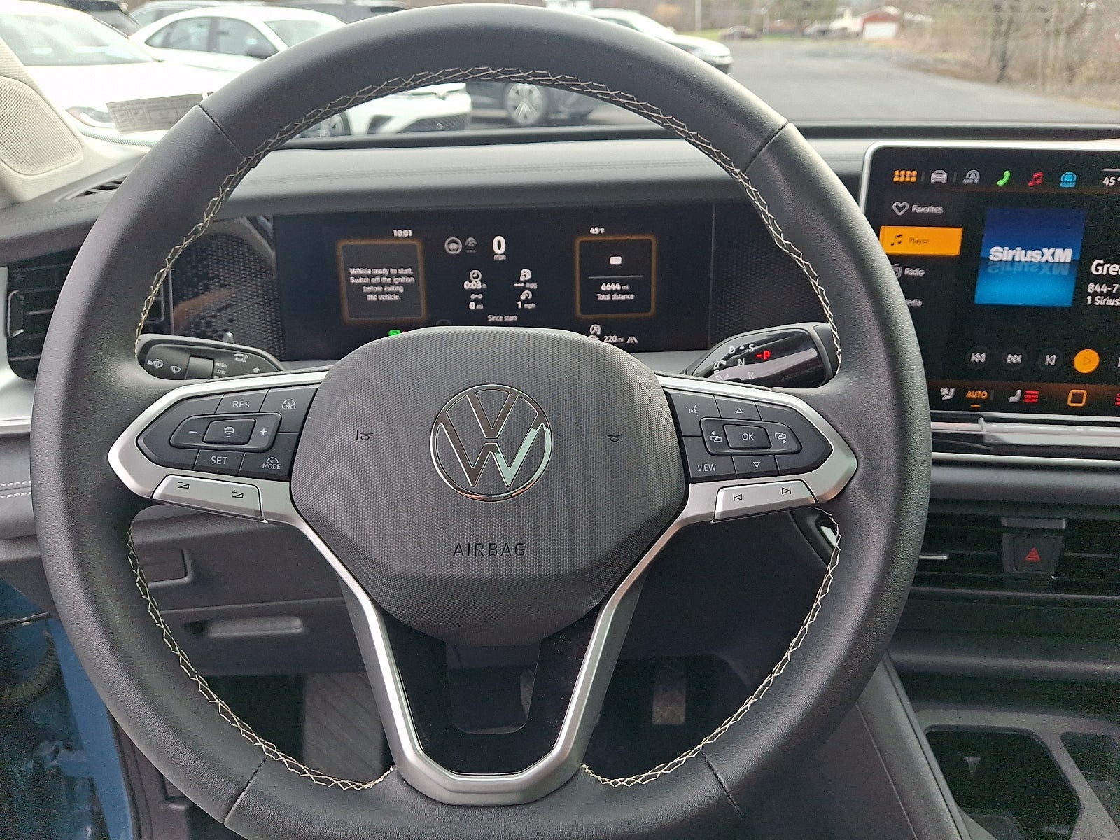2025 Volkswagen Tiguan 2.0T SE
