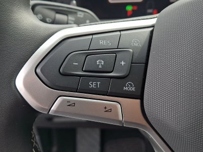 2025 Volkswagen Tiguan 2.0T SE