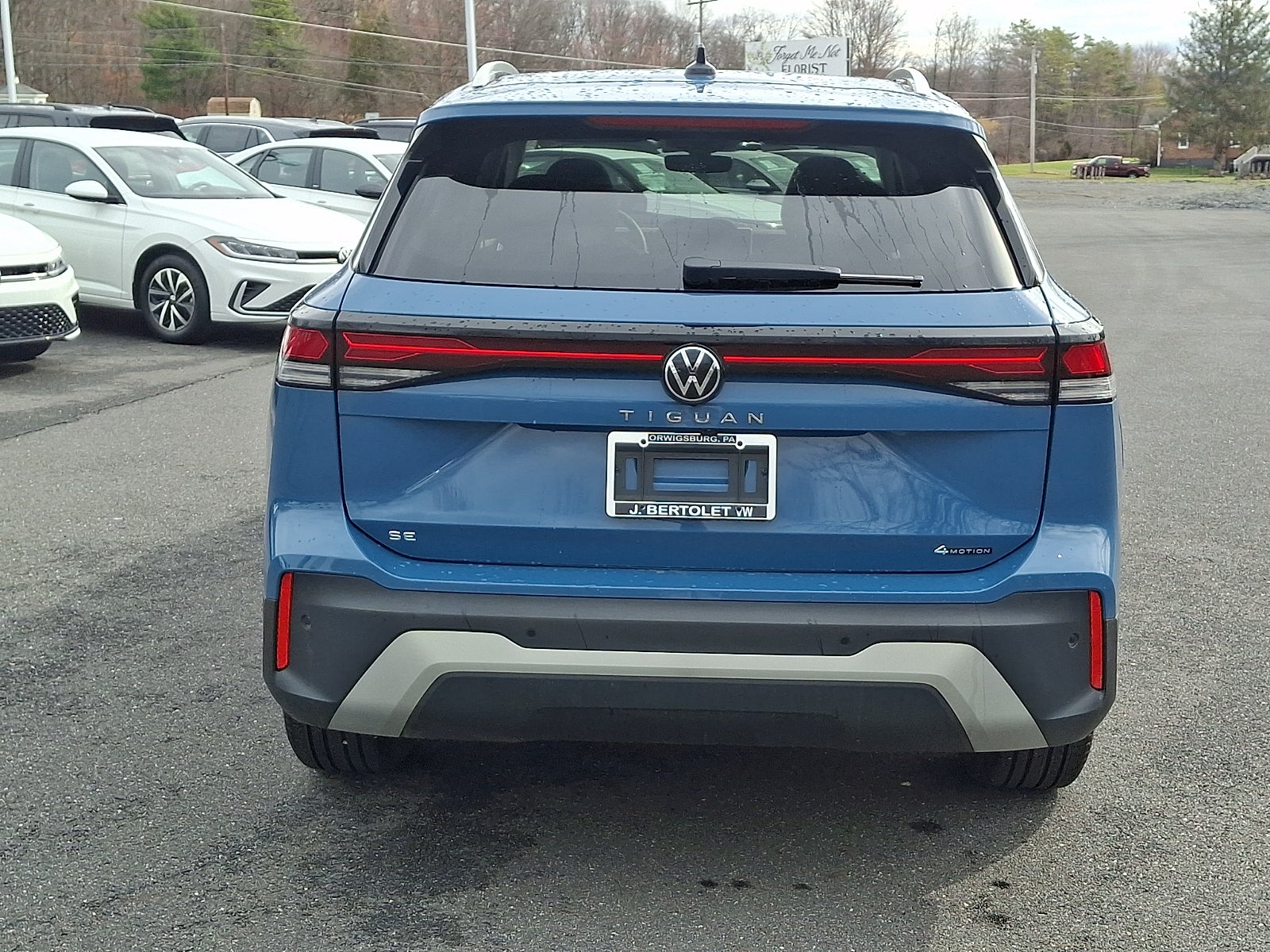 2025 Volkswagen Tiguan 2.0T SE