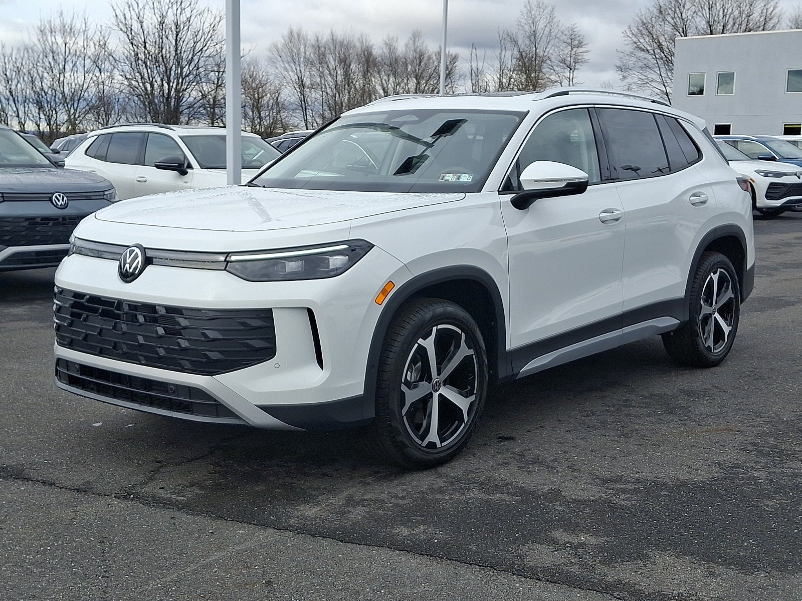 2026 Volkswagen Tiguan SE