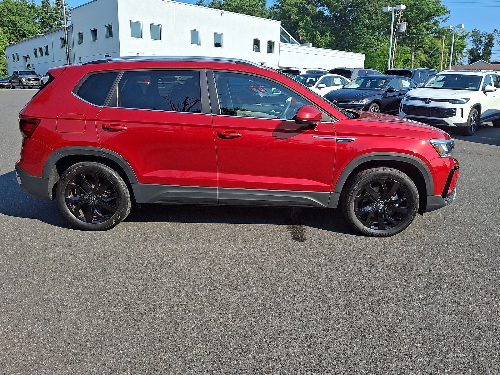 2023 Volkswagen Taos 1.5T SE