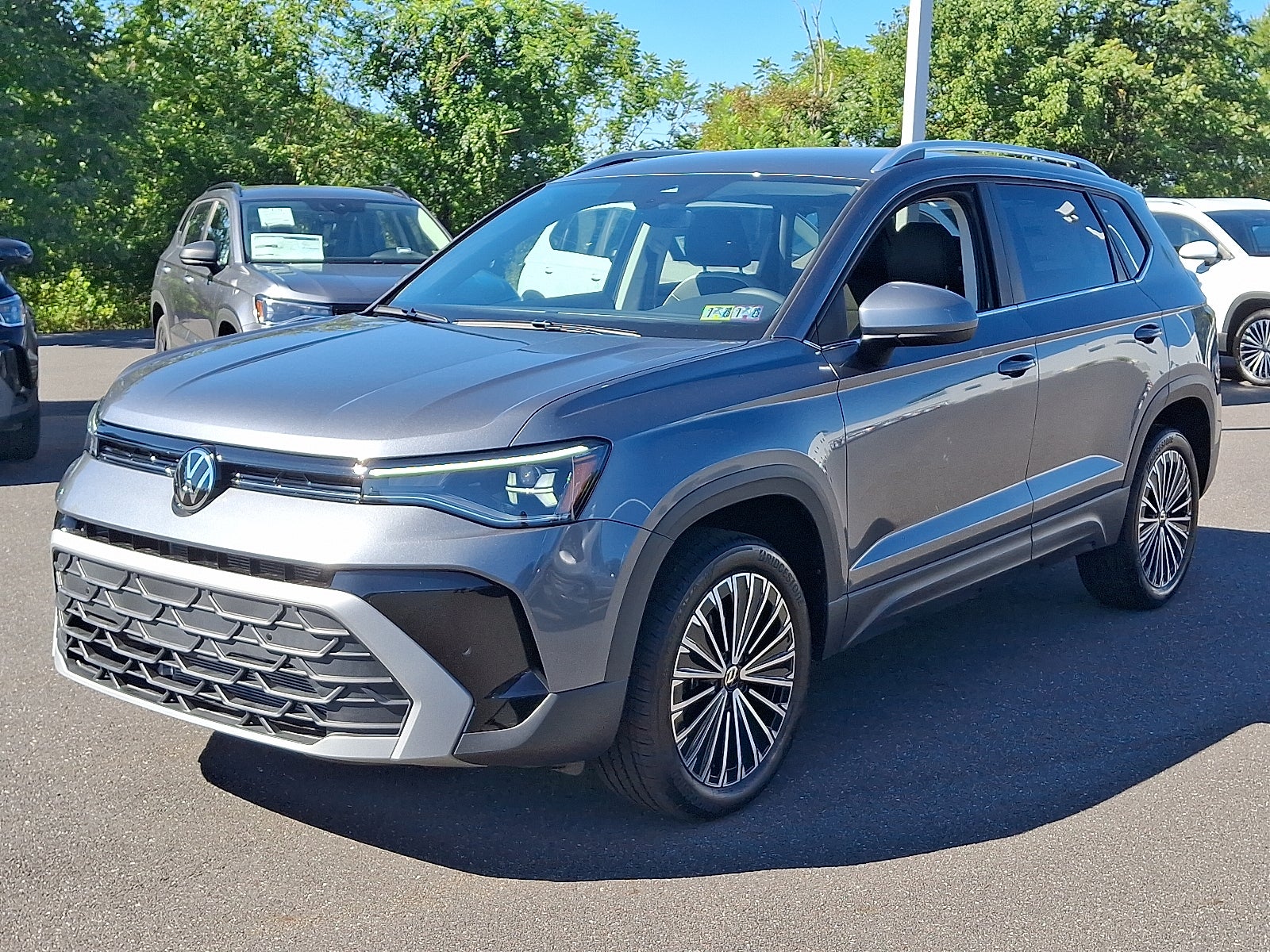 2025 Volkswagen Taos 1.5T SE