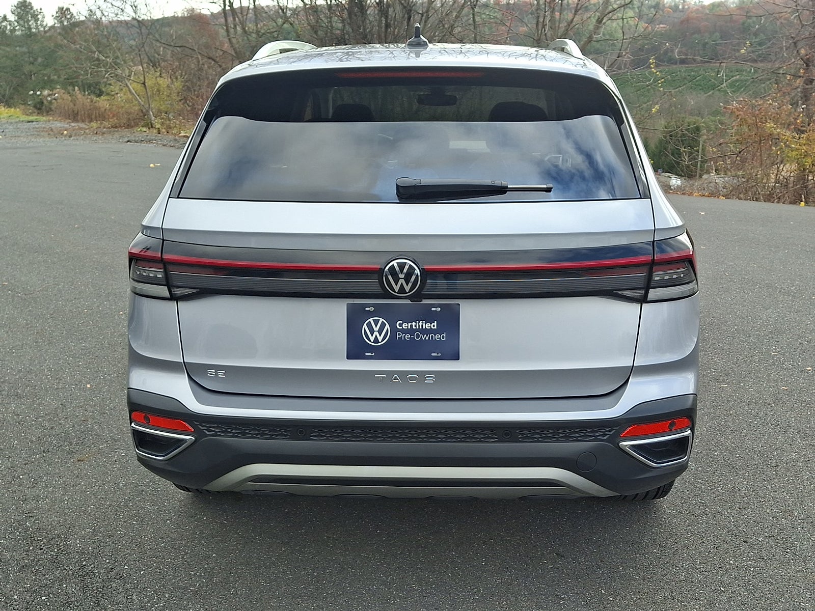 2025 Volkswagen Taos 1.5T SE FWD