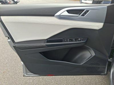 2025 Volkswagen Taos 1.5T SE FWD