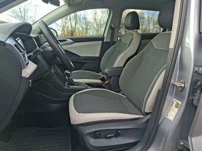 2025 Volkswagen Taos 1.5T SE FWD