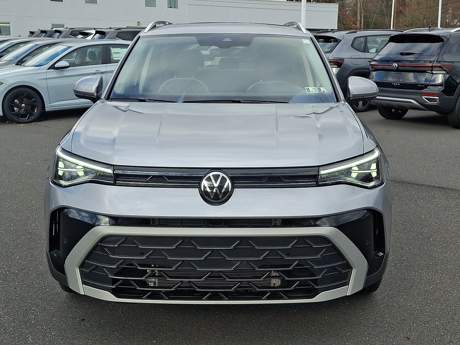 2025 Volkswagen Taos 1.5T SE FWD