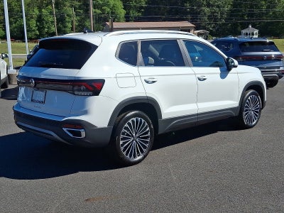 2025 Volkswagen Taos 1.5T SE