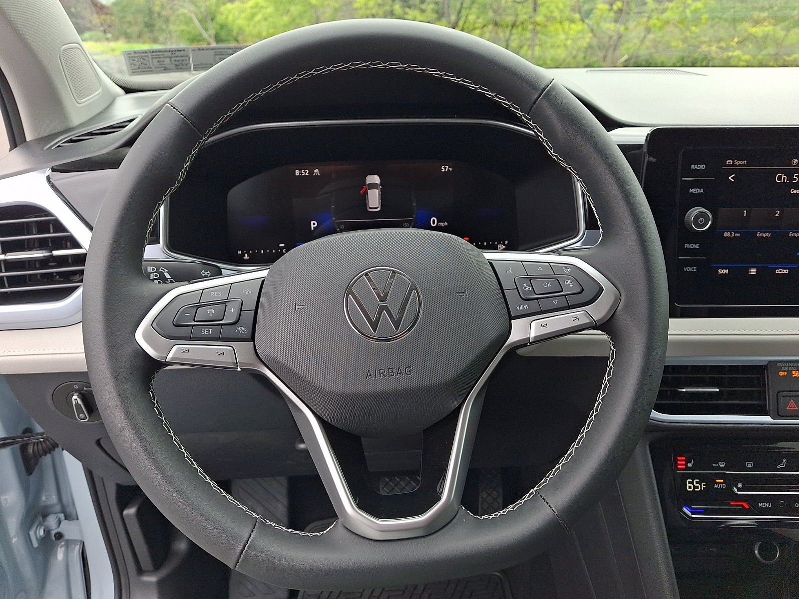 2026 Volkswagen Taos SE