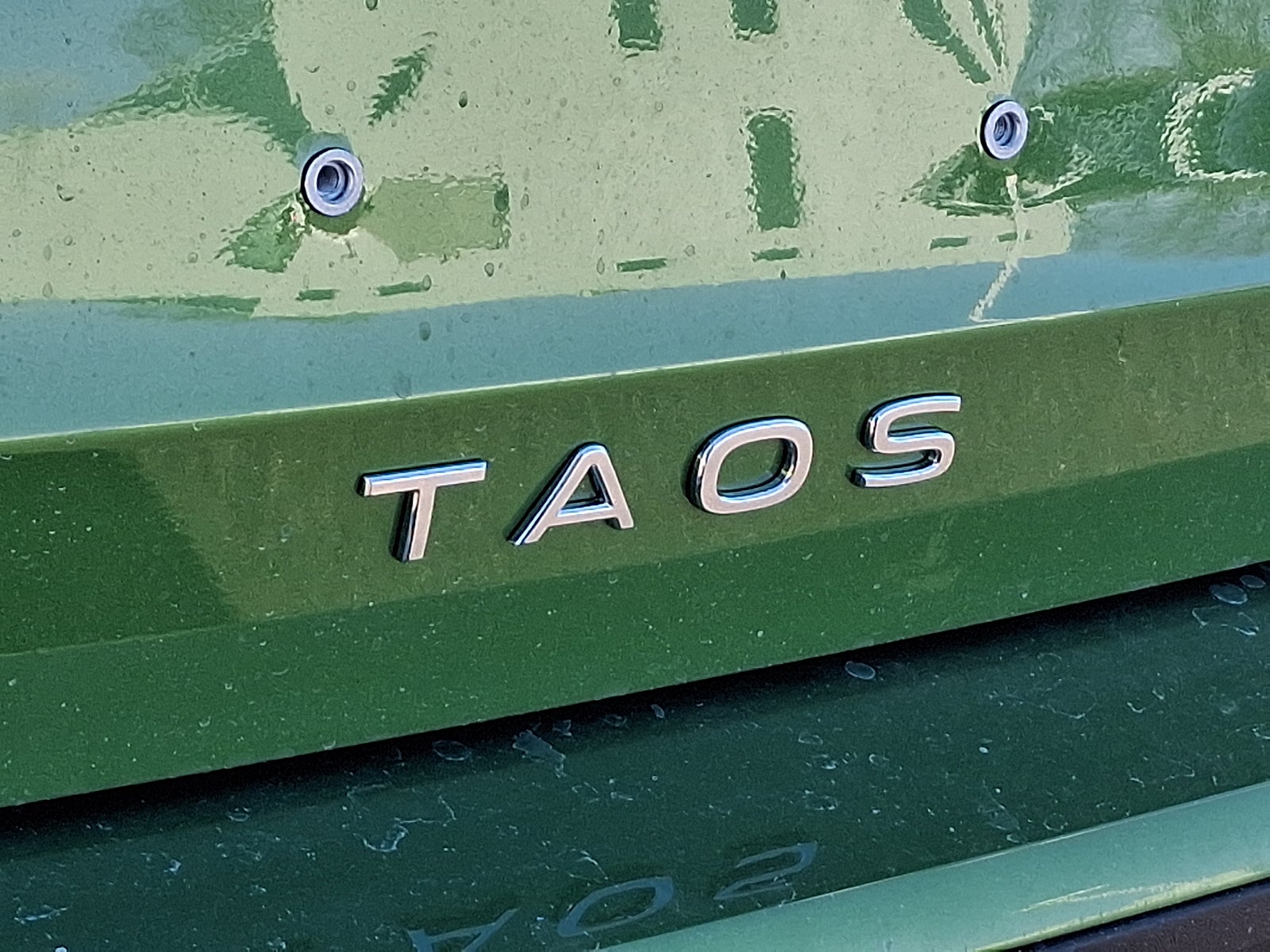 2026 Volkswagen Taos SE