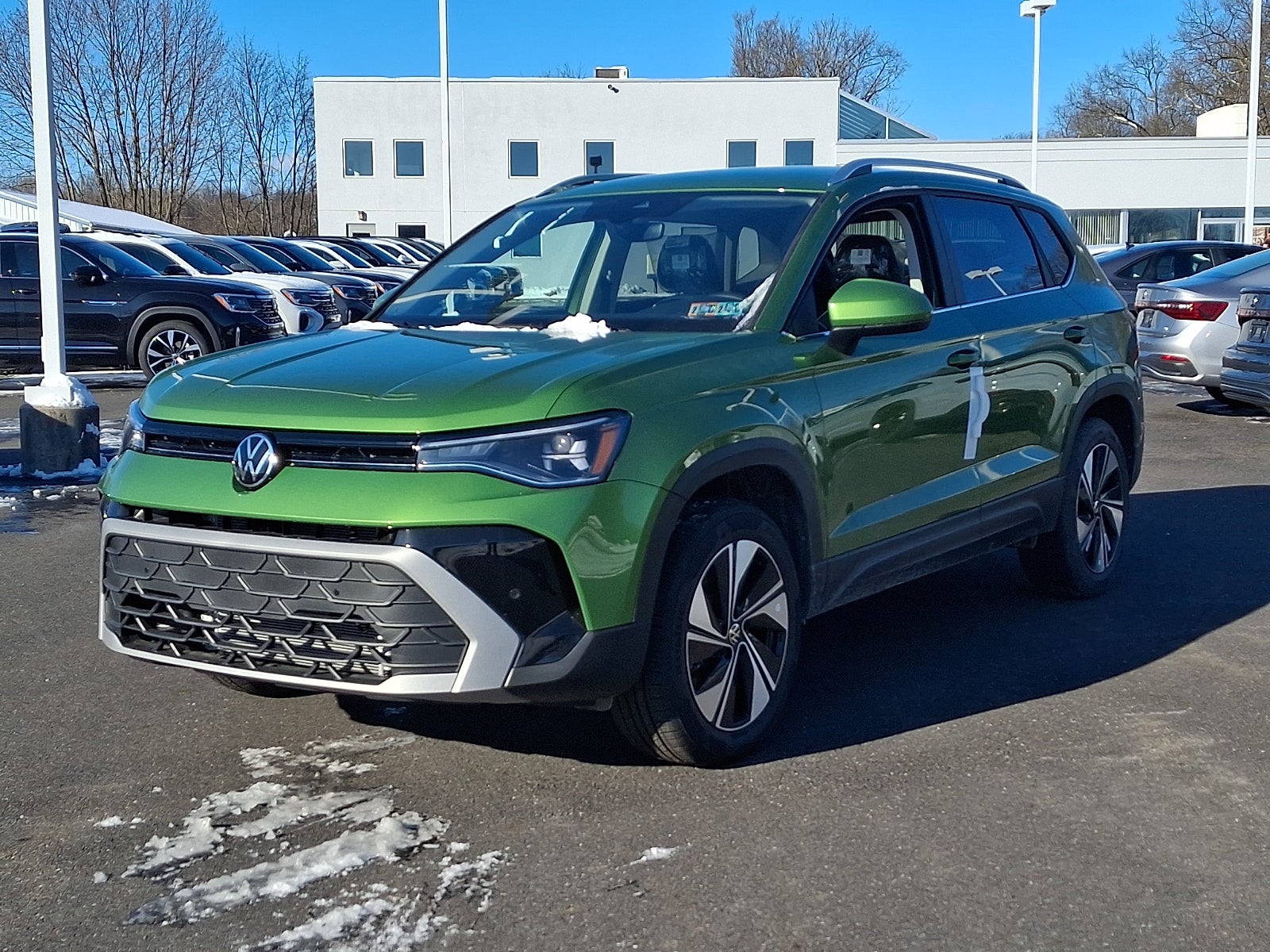 2026 Volkswagen Taos SE