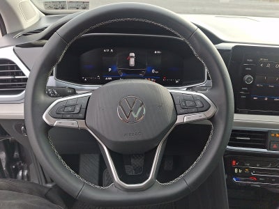 2026 Volkswagen Taos SE