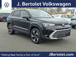 2026 Volkswagen Taos SE