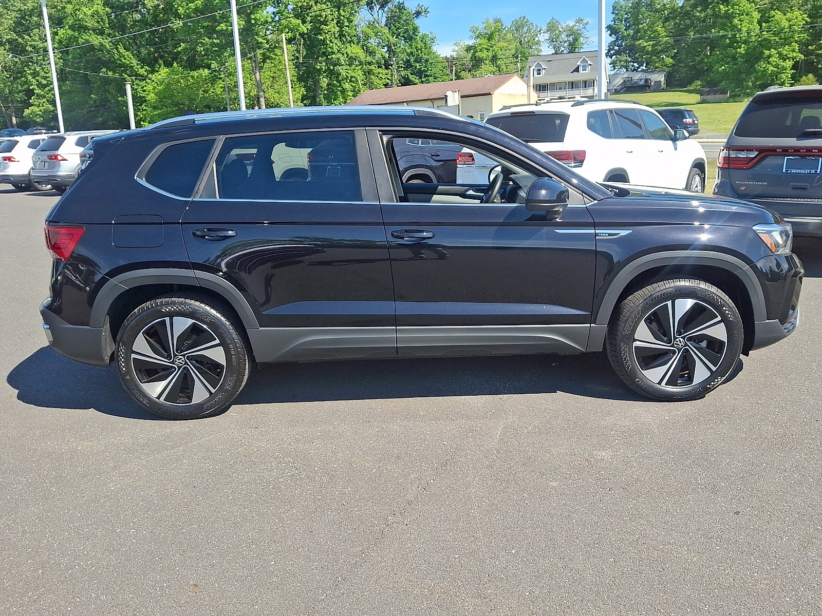 2023 Volkswagen Taos 1.5T SE
