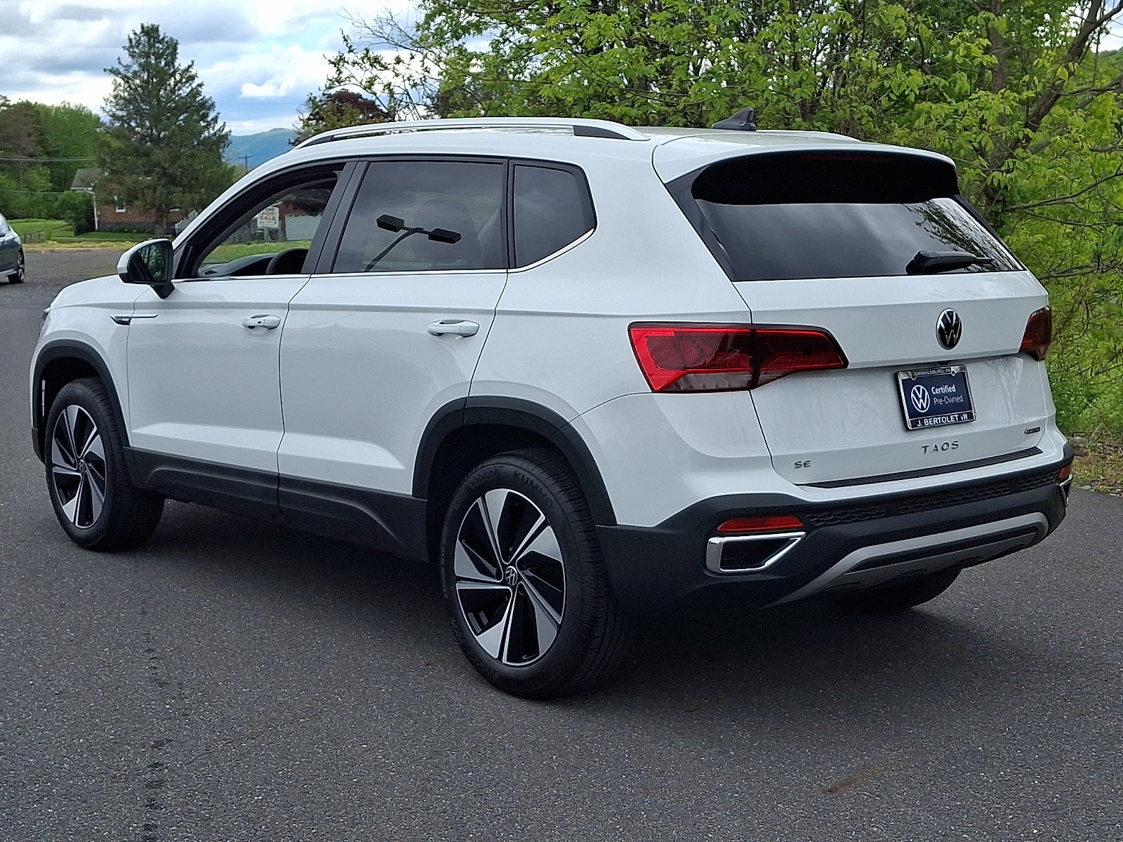 2024 Volkswagen Taos 1.5T SE