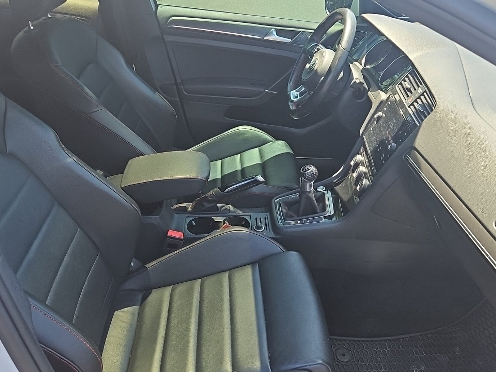 2018 Volkswagen Golf GTI 2.0T Autobahn