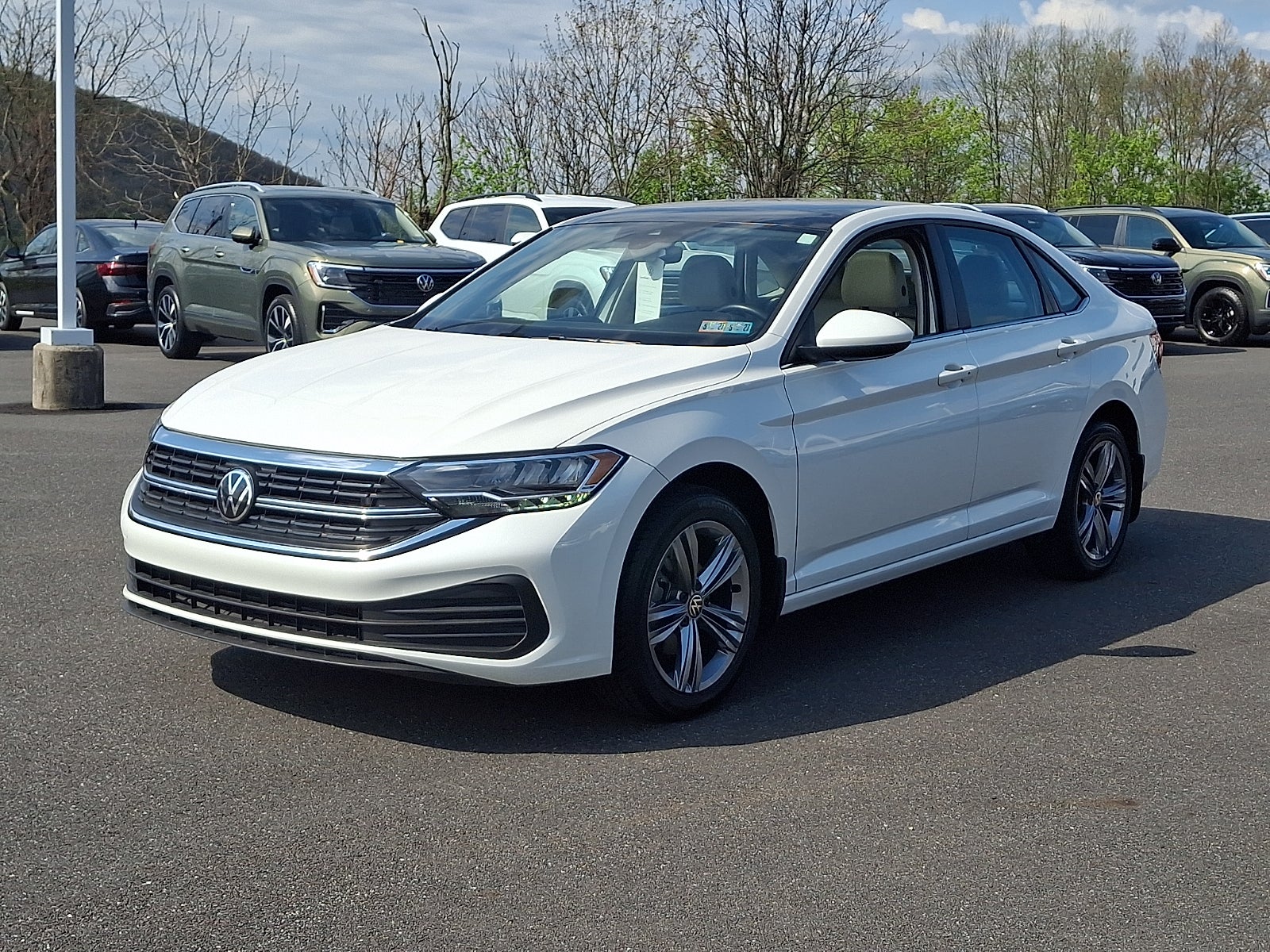 2023 Volkswagen Jetta 1.5T SE