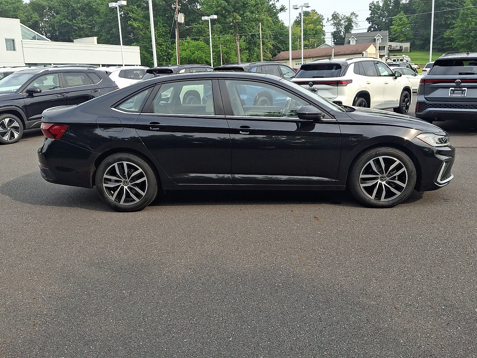 2025 Volkswagen Jetta 1.5T SE