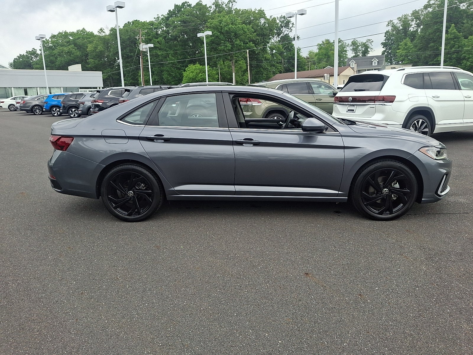 2025 Volkswagen Jetta 1.5T SE