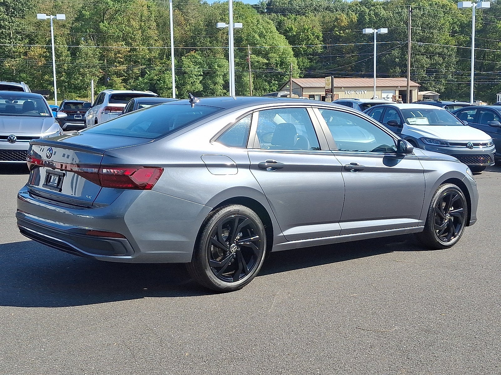 2025 Volkswagen Jetta 1.5T SE