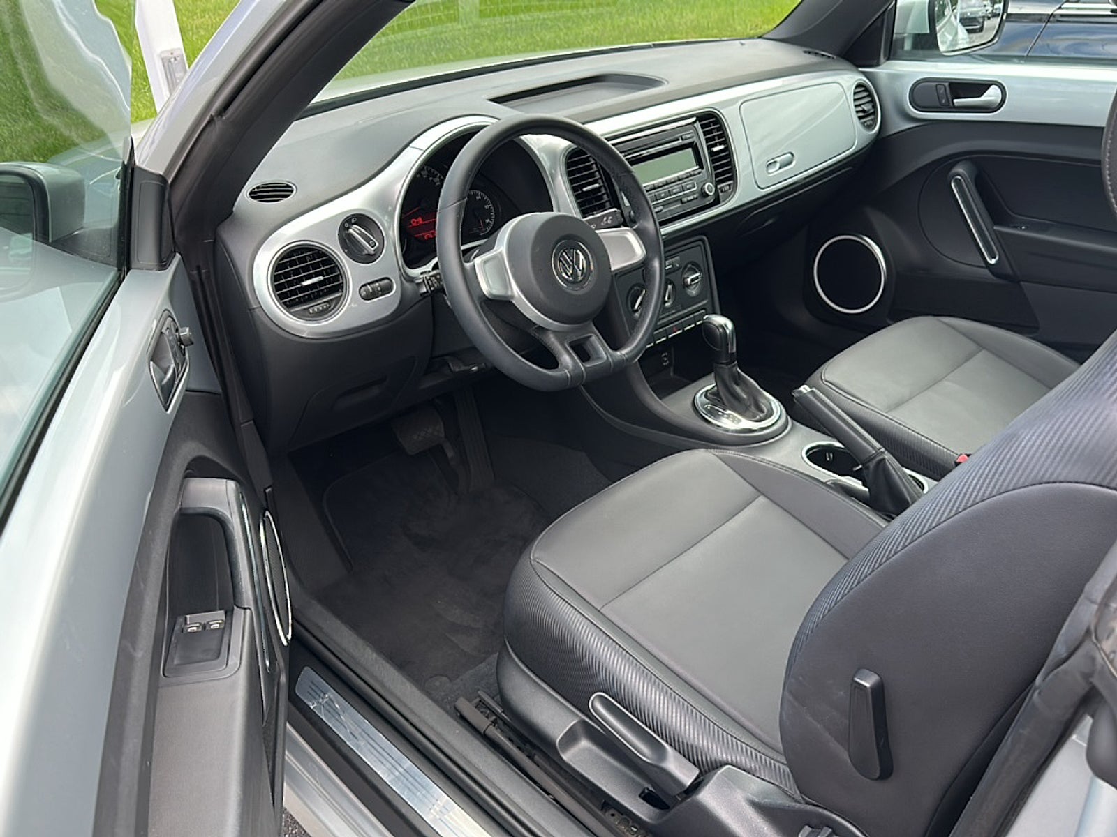 2012 Volkswagen Beetle 2.5L