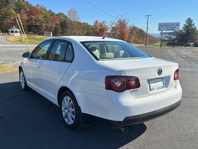 2010 Volkswagen Jetta Base