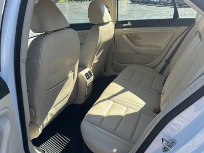 2010 Volkswagen Jetta Base