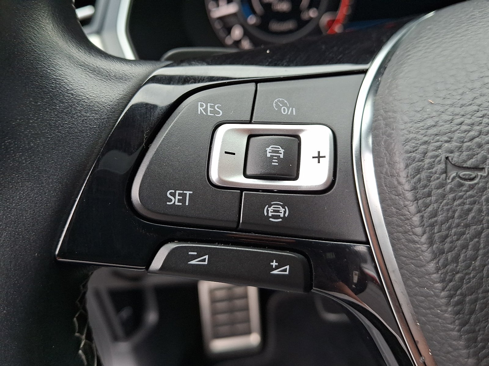 2019 Volkswagen Arteon 2.0T SEL R-Line